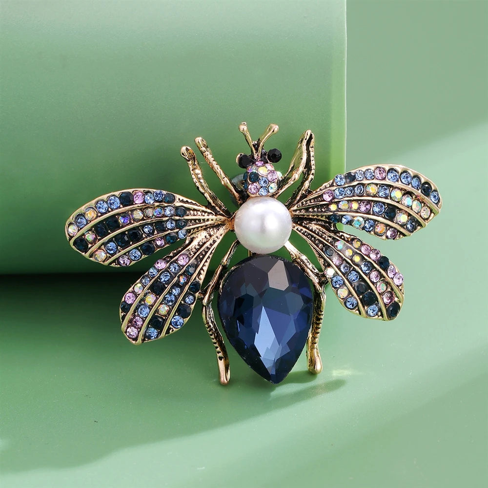 Fashion Luxury Animals Bees Vintage Rhinestone Brooches for Girls Sweet Elegent Retro Pins Jewelry for Women Ladies Accessories
