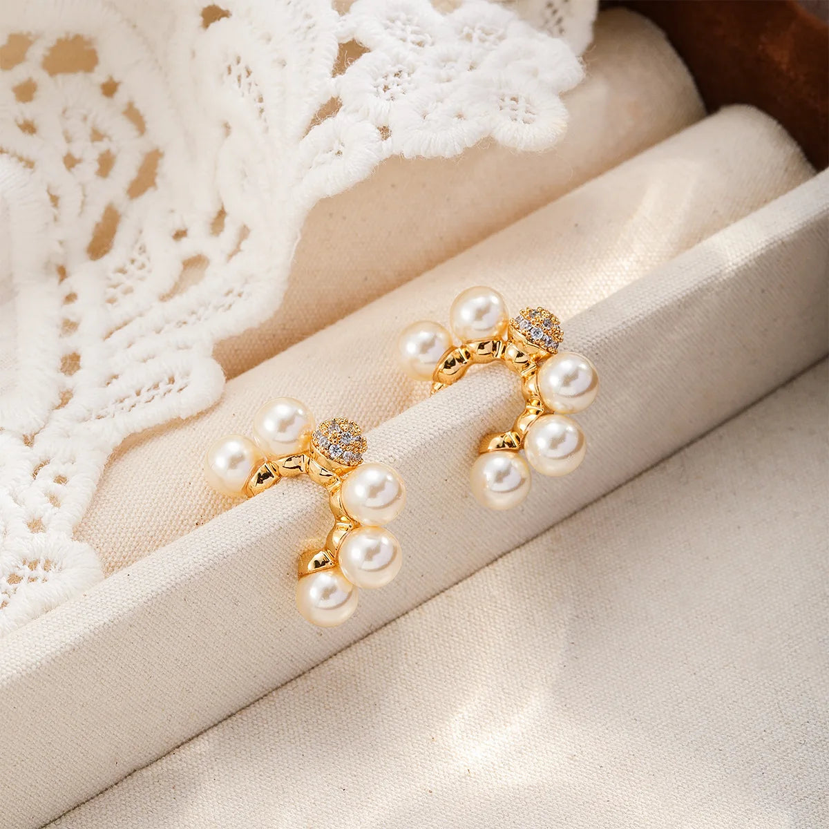 Ladies Pearl 18k Gold-plated S925 Silver Hoop Earring Fashion Elegant Charms Factory Price in Stock Jewelry for Women Causal