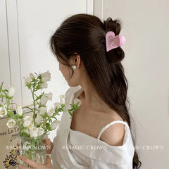Women Hot Sale Acetate Sweet Trendy Hair Claw Clips Small Simple Heart Shape High Quality Bulk Hair Clamp Accessory for Daily
