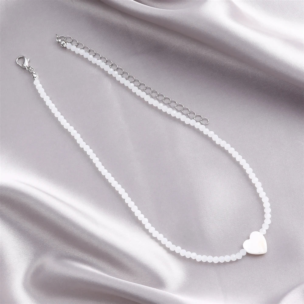 Fashion Simple Sweet Beads Heart Shaped Necklaces for Girls Stylish Glamorous Jewelry for Women Ladies Accessories Wholesale