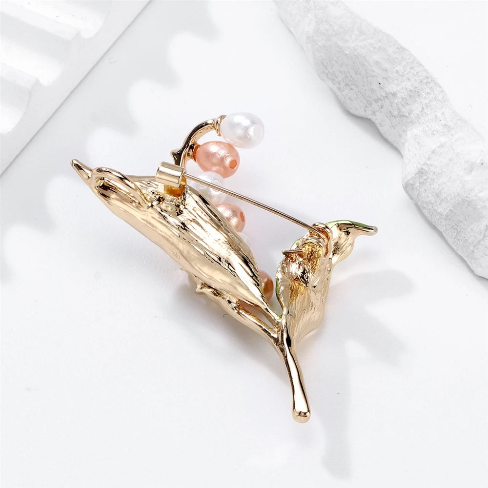 Fashionable Flower Sweet Elegant Trendy Brooches for Girls Glamorous Charms Pins Jewelry for Women Ladies Accessories Hot Sale
