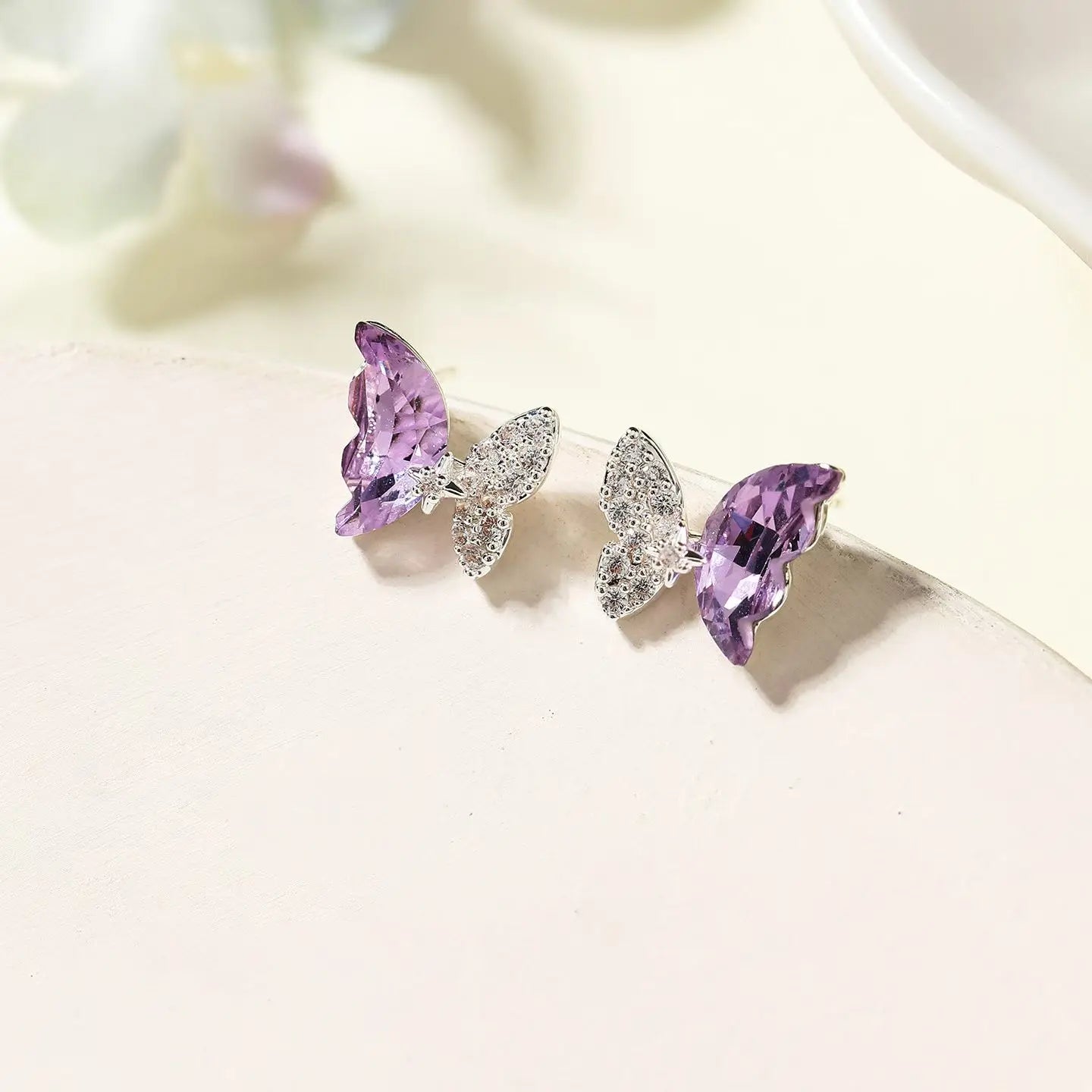 Women Purple Butterfly Bell Rhinestone Small Stud Earring Fashion Glitter Bulk Order High Quality Jewelry Accessories for Daily