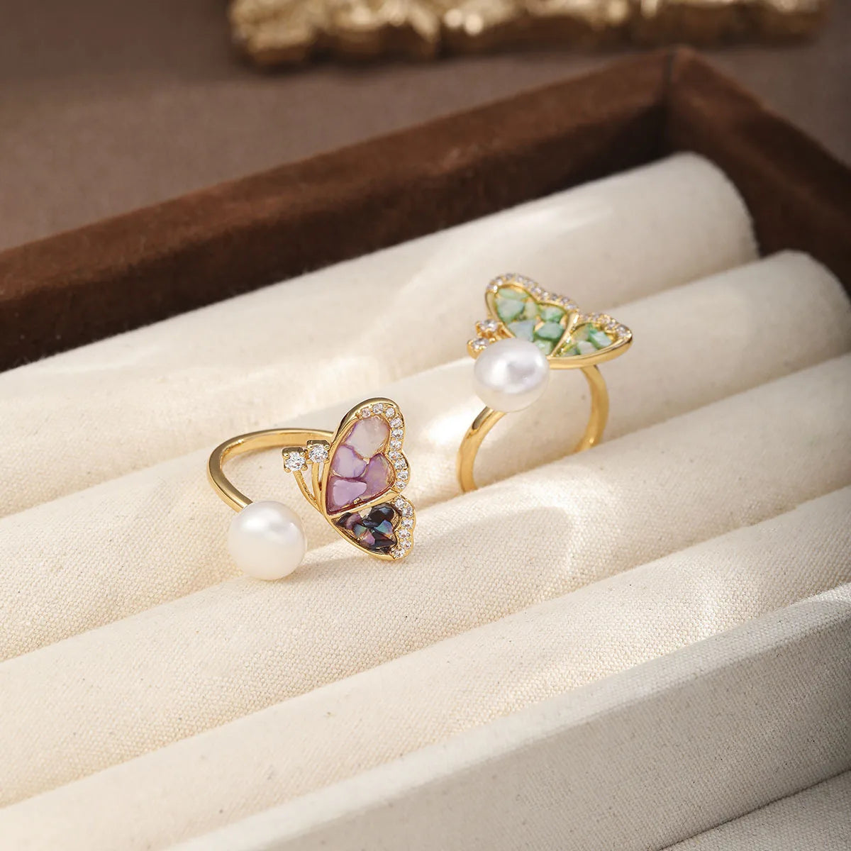 Fashion Freshwater Pearl Crushed Shell Cubic Zirconia Butterfly Rings for Girls Sweet Jewelry for Women Ladies Wholesale Bulk