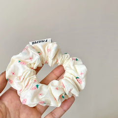Cute Strawberry Fashion Scrunchies Elegant Women's Hair Ties Trendy Stock Decoratives for Girls and Ladies