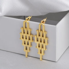 Retro Long Geometric Chain Earrings Light Luxury High-end Statement Design European American Style Trendy Ear Accessories Bulk
