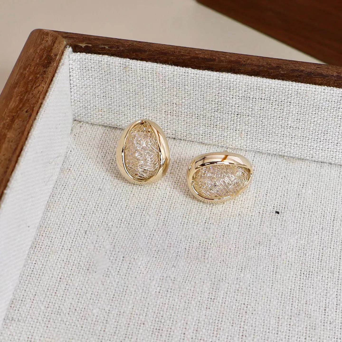 Women Irregular Shape Creative Design Small Stud Earring Fashion Elegant Graceful Chic Bulk Jewelry Accessories for Female Daily