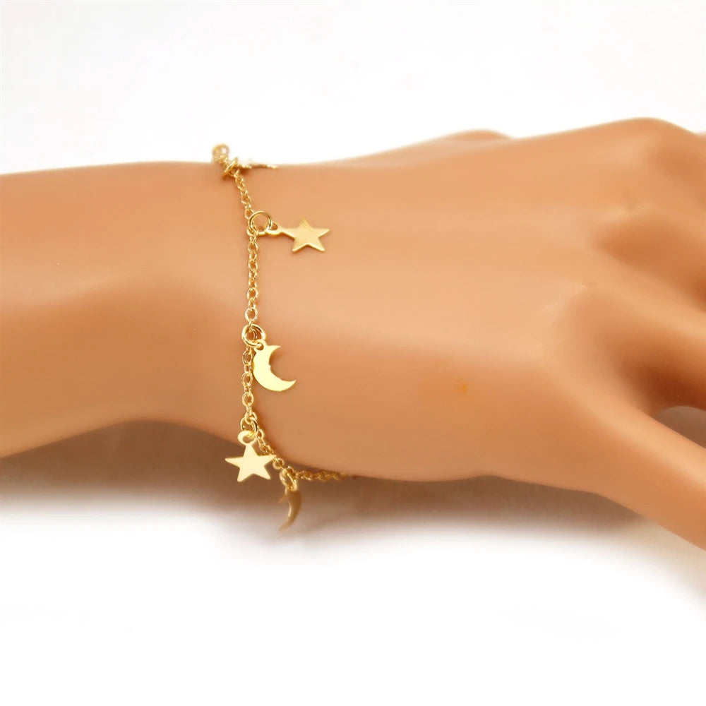 Fashion Star Moon Simple Minimalistic Sweet Bracelets for Girls Trendy Stylish Glamorous Jewelry for Women Ladies Accessories