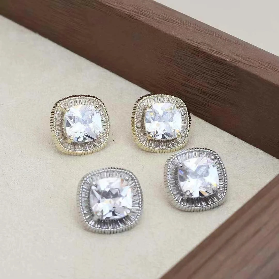 Fashion Glitter Sparkle Simple Minimalistic Stud Earrings for Girls Fine Charms Jewellry for Women Ladies Accessories Wholesale