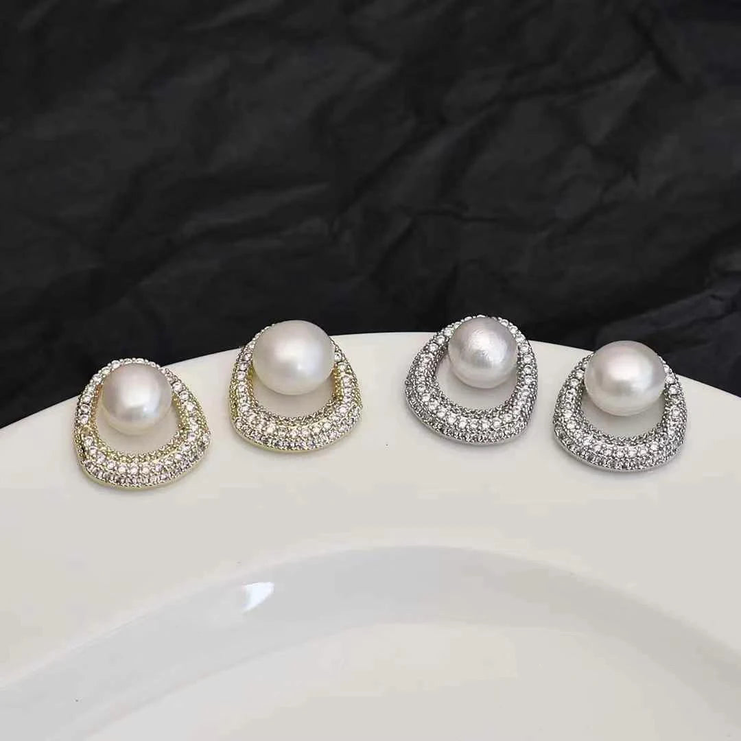 Ladies Simple Imitation Pearl New Design Small Stud Earring Fashion Elegant Beauty Wholesale Jewelry Accessories for Office Use