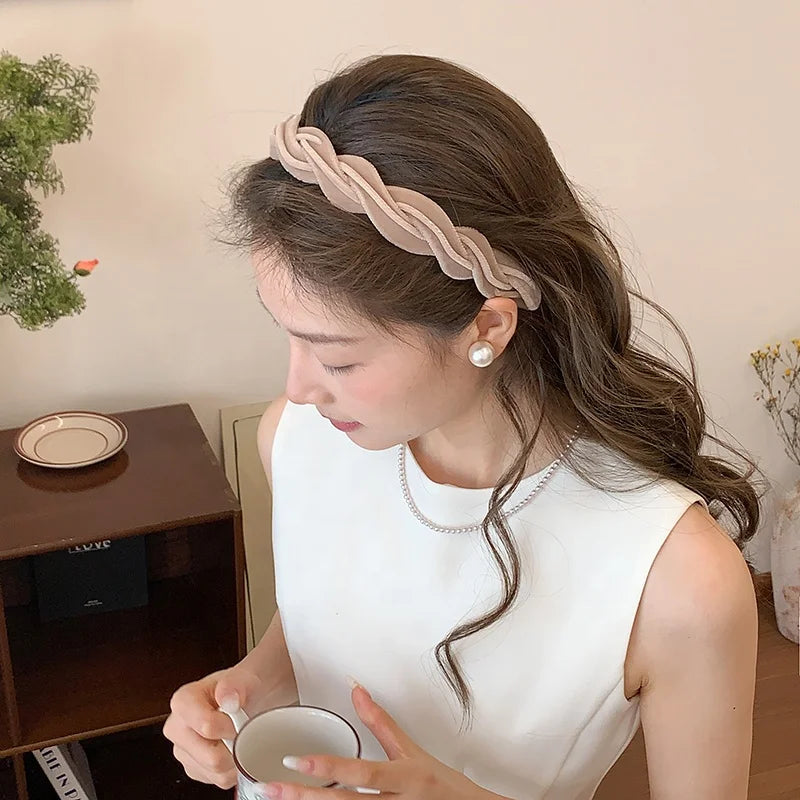 Sweet Fashion Simple Elegant Head Band for Girls Trendy Velvet Hair Band for Women Ladies Hair Accessories Chinese Supplier