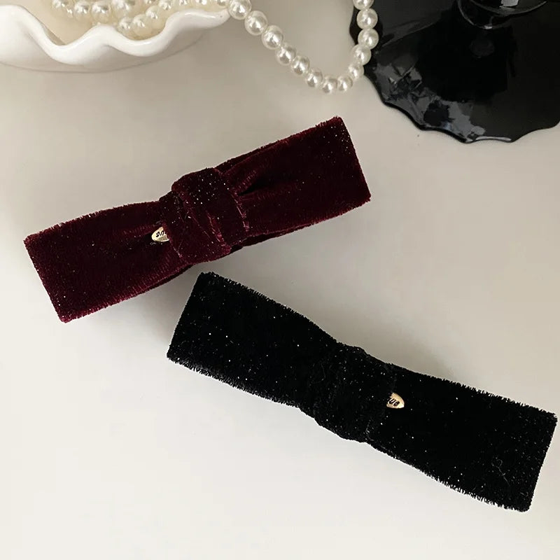 Fashion Simple Minimalistic Bowknot Hair Clips for Girls Lustrous Glitter Velvet Banana Clips for Women Ladies Hair Accessories