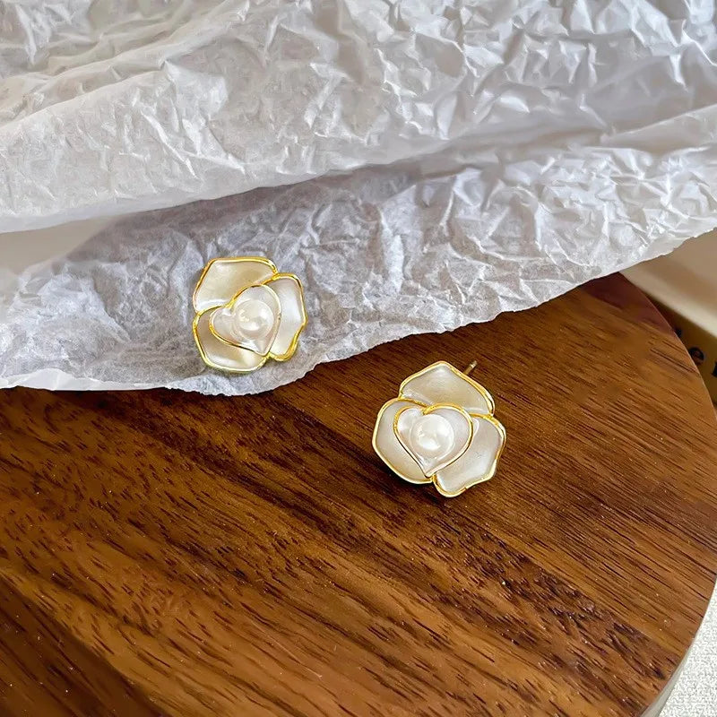 Fashion Flower Camellia S925 Silver Copper 18K Gold Plated Stud Earrings for Girls Sweet Jewelry for Women Ladies Wholesale