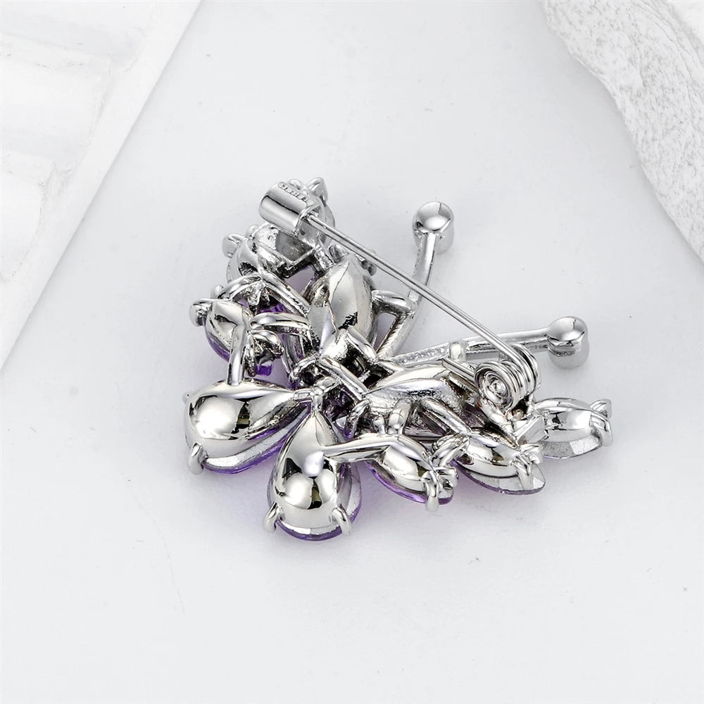 Fashion Butterfly Sweet Glitter Sparking Rhinestone Brooches for Girls Trendy Charms Pins Jewelry for Women Ladies Accessories
