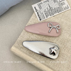 Solid Color Chic Snap Hair Clips for Baby Girls Cute Bowknot Star Design Alloy Carton Fashionable Child Hair Accessories