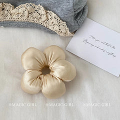 Sweet Cute Flower Shaped Fashion Scrunchies for Girls Chic Solid Color Classic Hair Ties for Women Ladies Hair Accessories