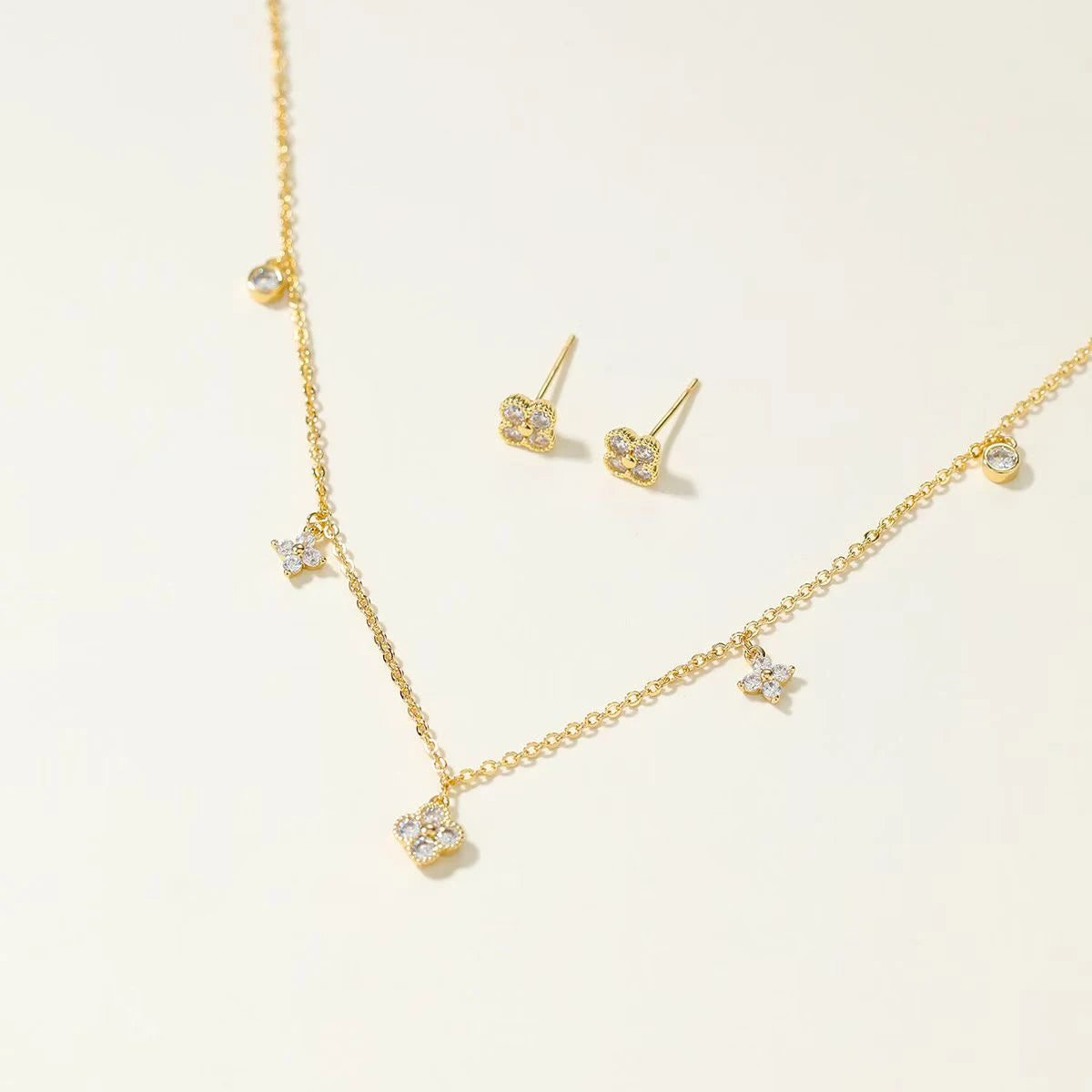 Glamorous Refined Dainty Charms Necklaces for Girls Elegant Stud Earrings Jewelry Sets for Women Ladies Accessories Wholesale