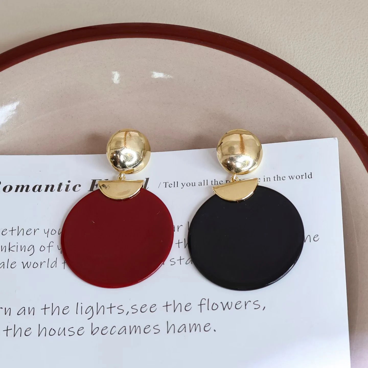 Fashion Sweet Cute Ping Pong Drop Earrings for Girls ELegant Kawaii Trendy Stylish Jewelry for Women Ladies Accessories Bold