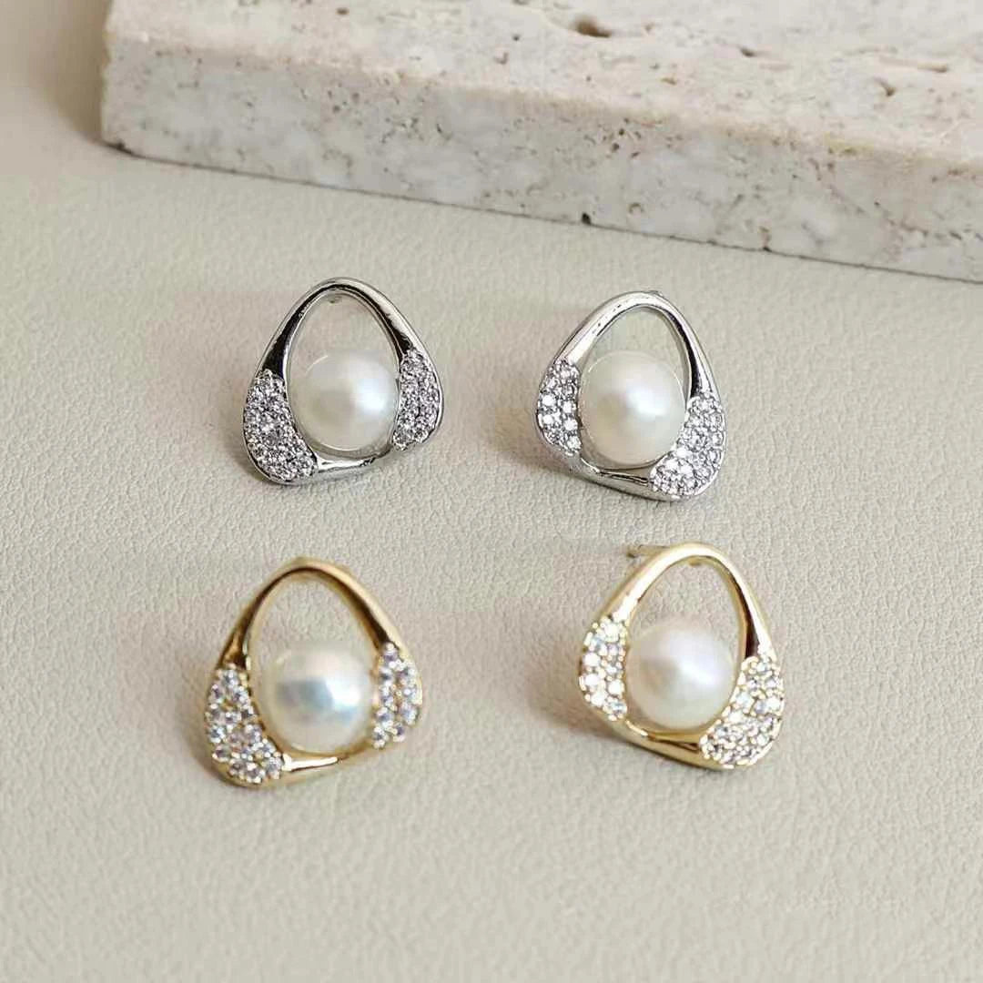 Ladies Latest Imitation Pearl Rhinestone Small Drop Earring Trendy Luxurious Glamorous Wholesale Jewelry Accessories for Office