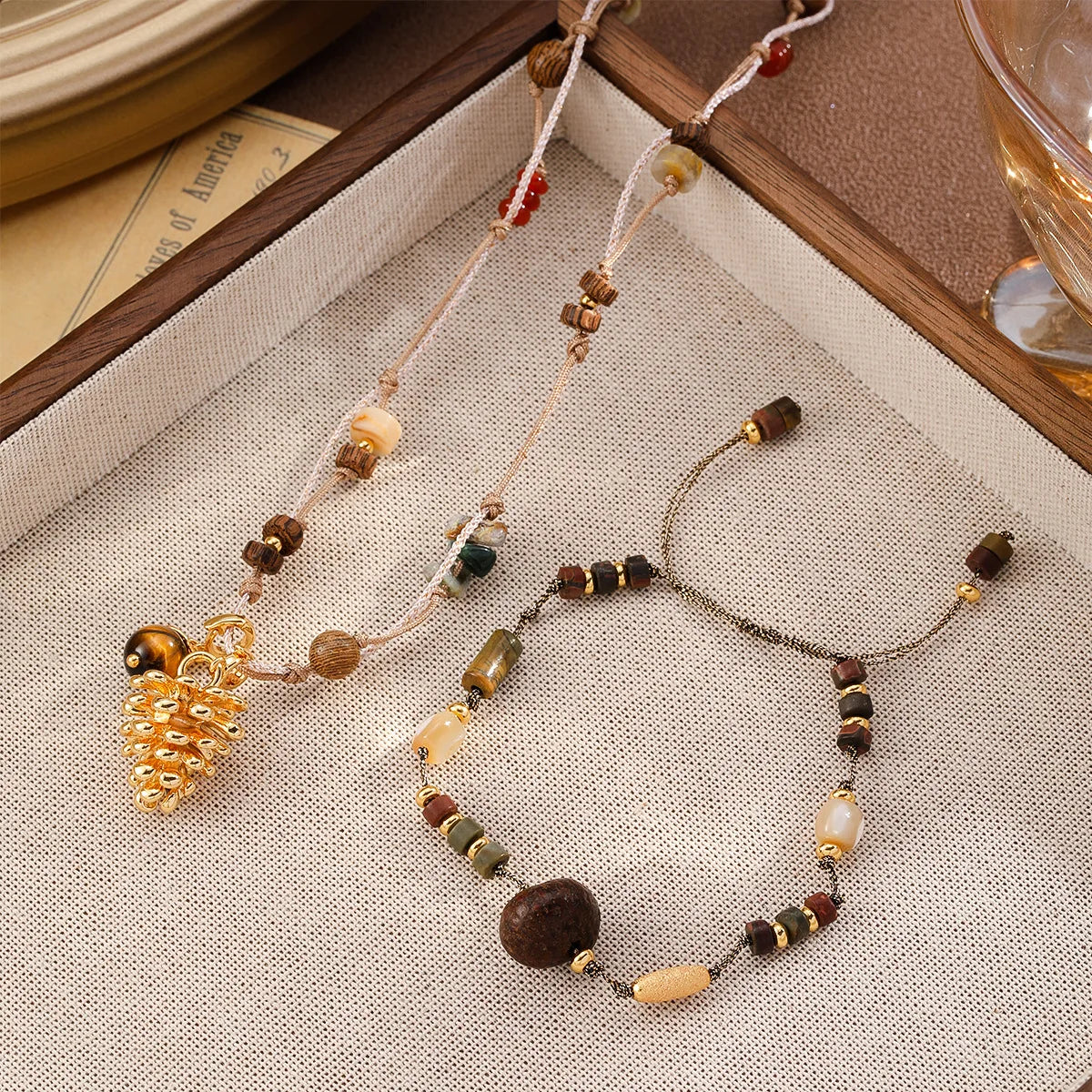 Women Natural Stone Copper Shell Bodhi Seeds Bracelet 18k Gold-plated Necklace Vintage Fashion in Stock Jewelry for Causal Daily