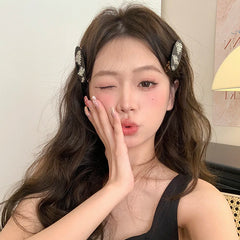 Brand New Fashion Solid Color Flower Hair Clips for Women Glitter Trendy Chic Alligator Haarspange for Women Hair Accessories