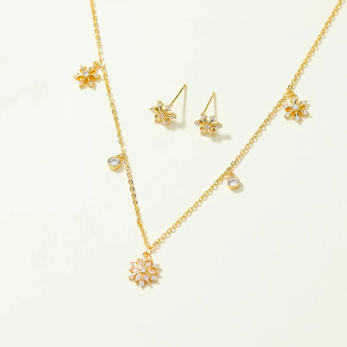 Fashion Trendy Luxury Elegant Necklaces for Girls Sweet Stud Earrings Jewelry Sets for Women Ladies Accessories Femme Bijuterias