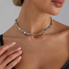 Fashion Trendy Mental Minimalistic Simple Necklaces for Girls Spicy Sweet Jewelry for Women Ladies Accessories Wholesale