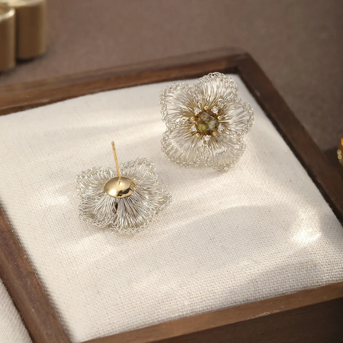 Fashion Copper Wire Crochet Artisan Work Stud Earrings for Girls Vintage Flower Dainty Jewelry for Women Ladies Wholesale Bulk