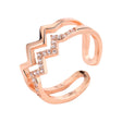 The opening is adjustable. / Rose gold
