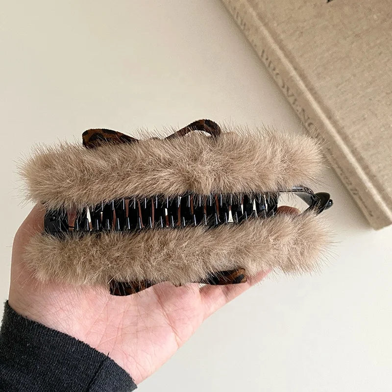 Fashion Fluffy Fur Bowknot Hair Clips for Girls Trendy Autumn Winter Banana Clips for Women Ladies Hair Accessories in Stock