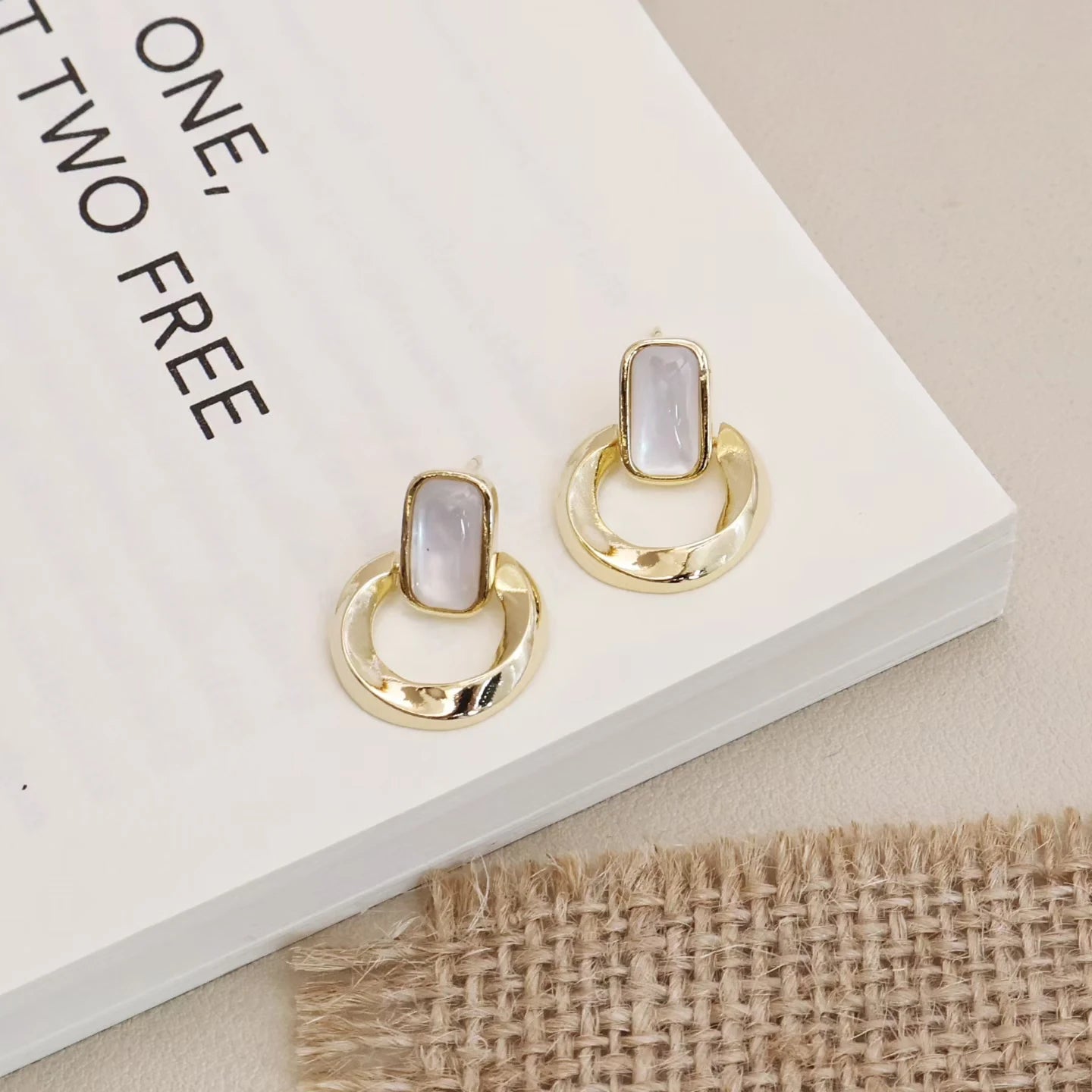 Women New Design Small Drop Earring Fashion Elegant Glamorous Charms Luxurious High Quality Wholesale Daily Jewelry Accessories