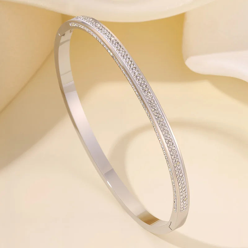 Fashion Glitter Zircon Bangles Stainless Steel Trendy Glamorous Classic Modern Jewelry for Women Bracelets Accessories Wholesale