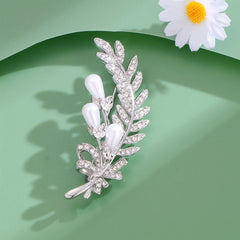 Fashion Sweet Elegant Glitter Rhinestone Sparking Brooches for Girls Feather Simple Pins Jewelry for Women Ladies Accessories