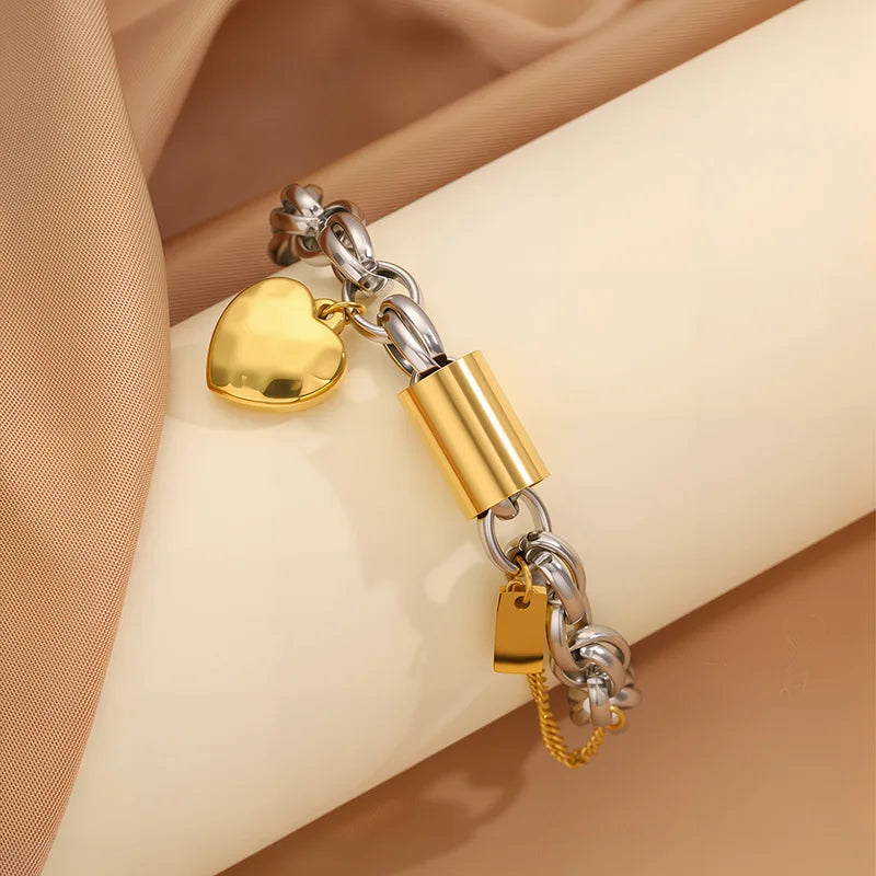 Fashion Elegant Heart Chain Bracelets Steel Classic Modern Vintage Retro Trendy Jewelry for Women Lady  Accessories Wholesale
