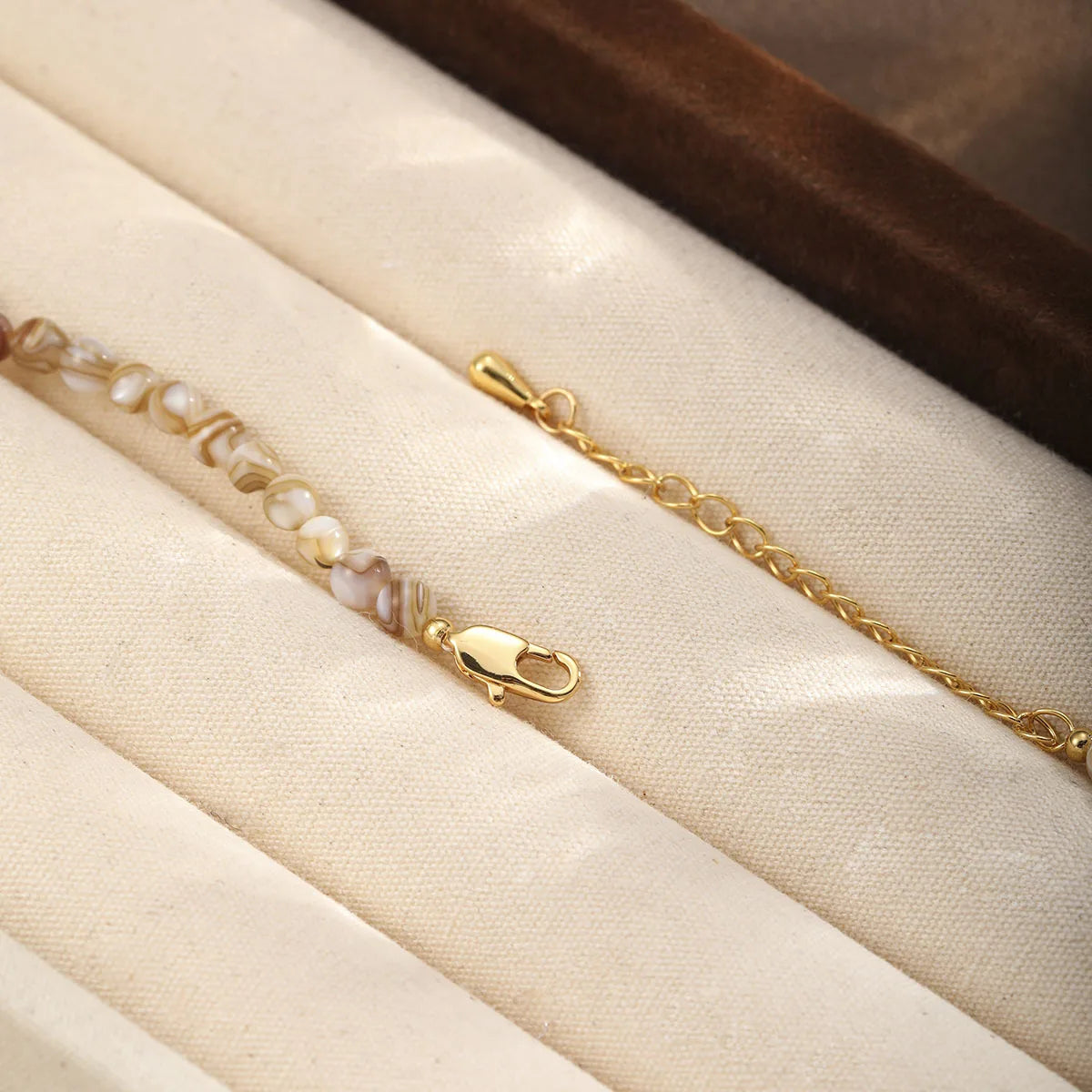 Fashion Natural Stone Shell Glass Pearl Flower Beads Pendent Necklaces for Girls Jewelry for Women Ladies Wholesale Bulk