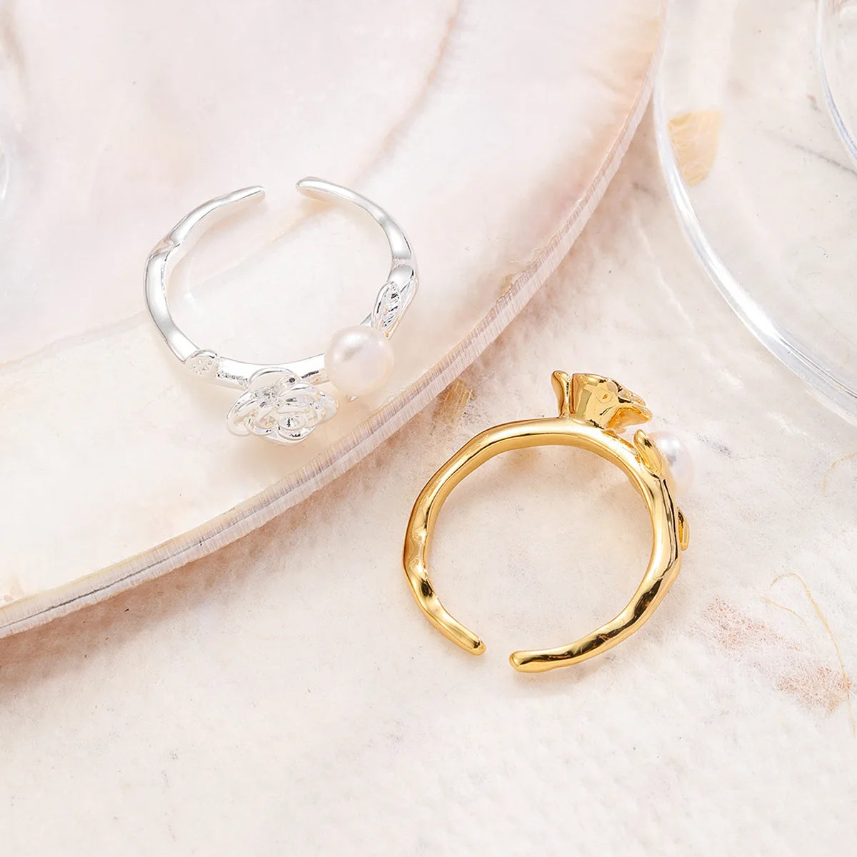 18k Gold-plated Charms Dainty Couple Rings Low MOQ Factory Price Fashion Trendy Glamorous in Stock Jewelry for Women Men Daily