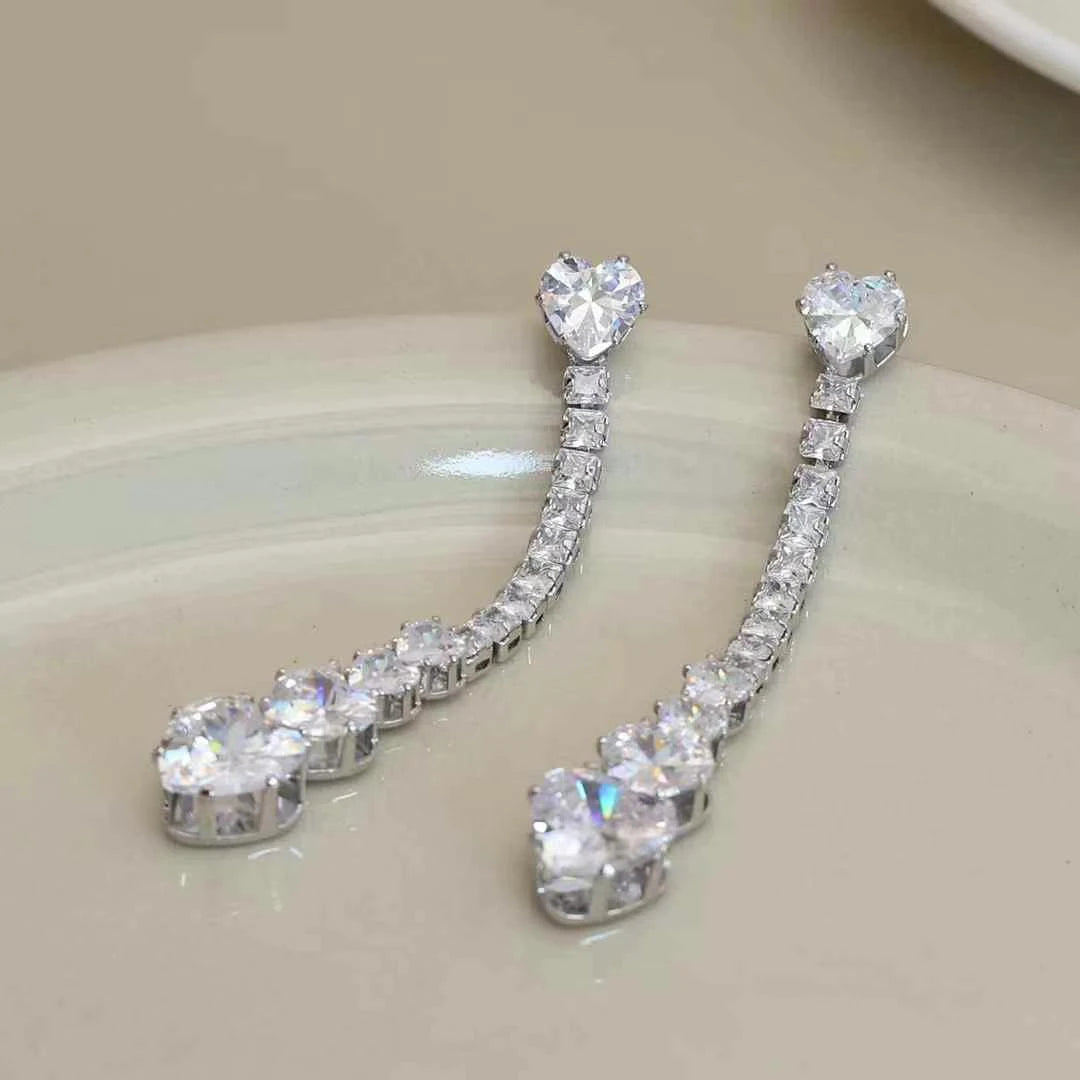 Ladies Heart Shape Mental Tassel Decorative Long Drop Earring Fashion Sparking Glitter Sequined Charms Bulk Jewelry Accessories