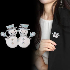 Fashion Christmas Snowman Sweet Trendy Brooches for Girls Stylish Glamorous Cartoon Pins Jewelry for Women Ladies Accessories