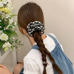Classic Simple Plaid Scrunchies for Girls Fashion Minimalistic Hair Ties for Women Ladies Hair Accessories in Stock Decoratives