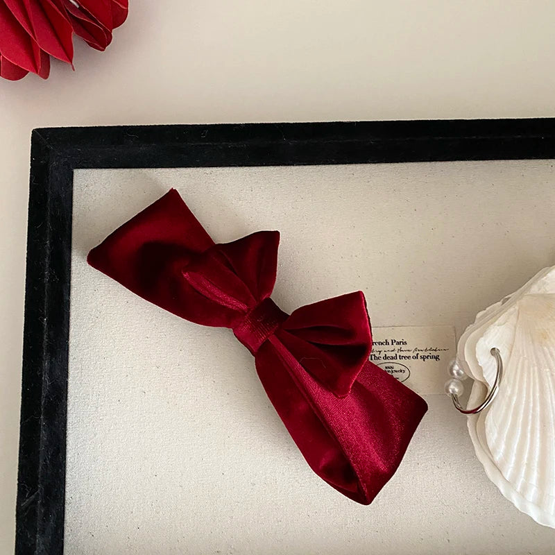 Fashion Solid Color Velvet Simple Hair Clips for Girls Elegant Lucky Alligators Hair Ties for Women Ladies Hair Accessories