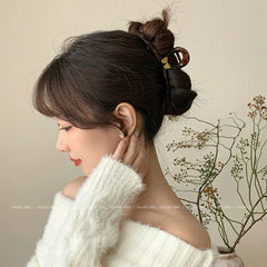 Classic Leopard Print Heart Shaped Bowknot Hair Claw Clips for Girls Elegant Fashion Hair Accessories for Women Ladies Trendy