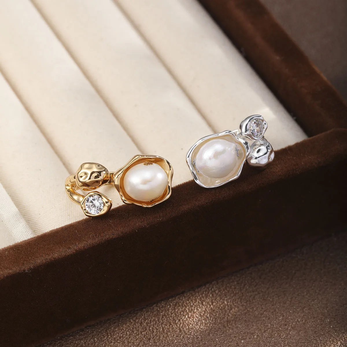 Fashion Simple Baroque Pearl White Zircon Rings for Girls Sweet White K Plated Jewelry for Women Ladies Wholesale China Factory