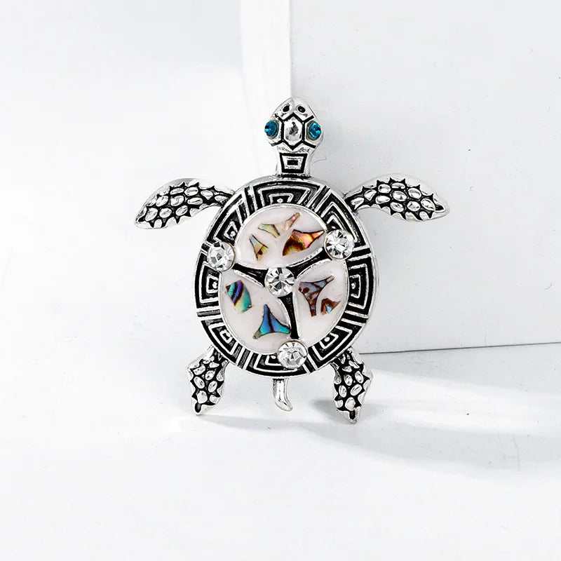 Fashion Animals Sweet Trendy Tortoise Brooches for Girls Stylish Glamorous Pins Jewelry for Women Ladies Accessories New Design