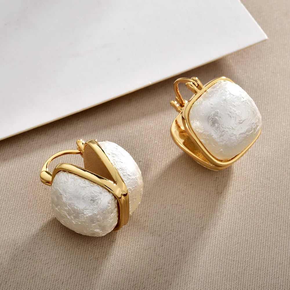 French Light Luxury Double-Sided Pearl Ear Buckles Retro Style Fashion Geometric Ear Studs Snowflake Beads Niche Earrings Women