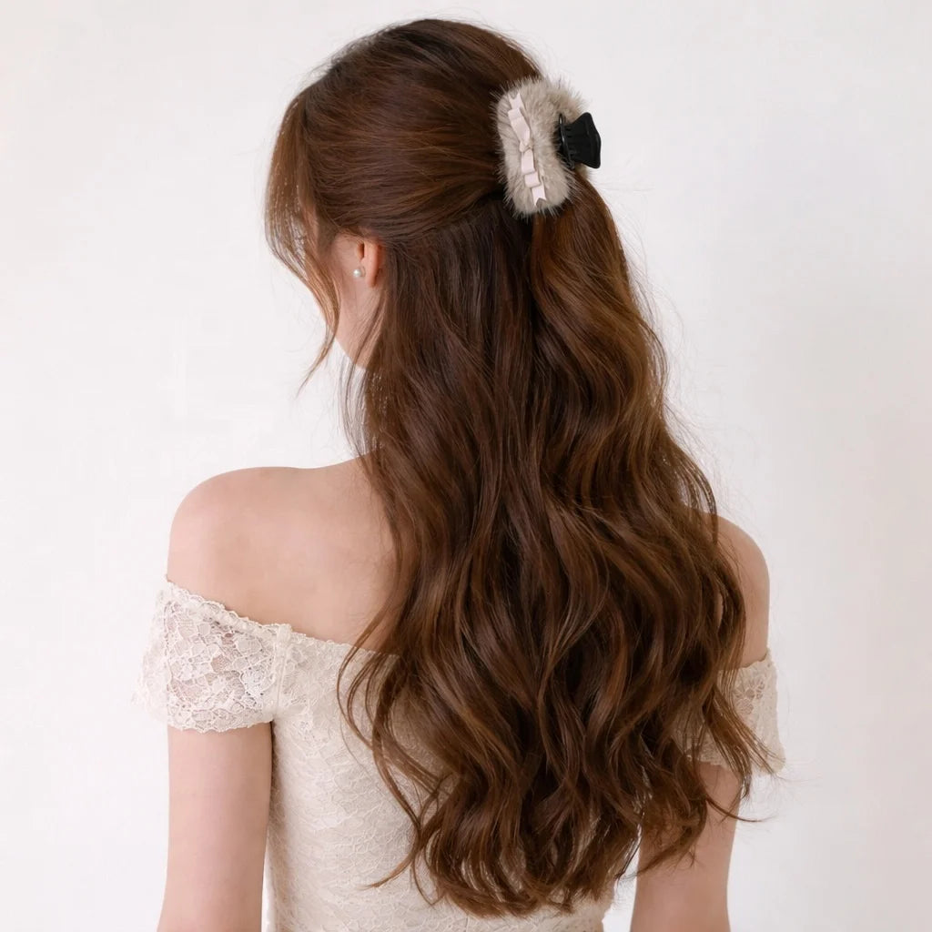 Fashion Fluffy Bowknot Elegant Luxury Hair Claw Clips for Girls Sweet Trendy Cute Hair Accessories for Women Ladies in Stock