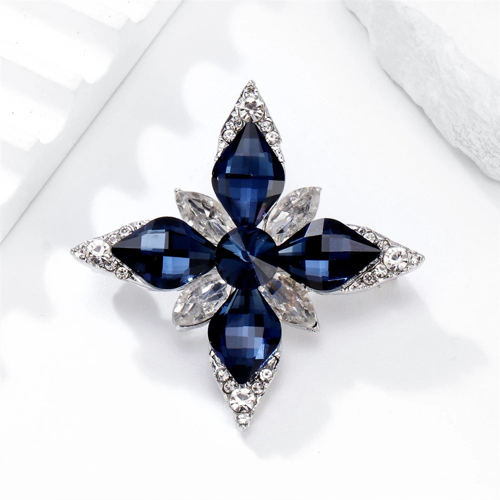 Fashion Glitter Rhinestone Sparking Brooches for Girls Luxury Simple Elegant Pins Jewelry for Women Ladies Accessories Hot Sale