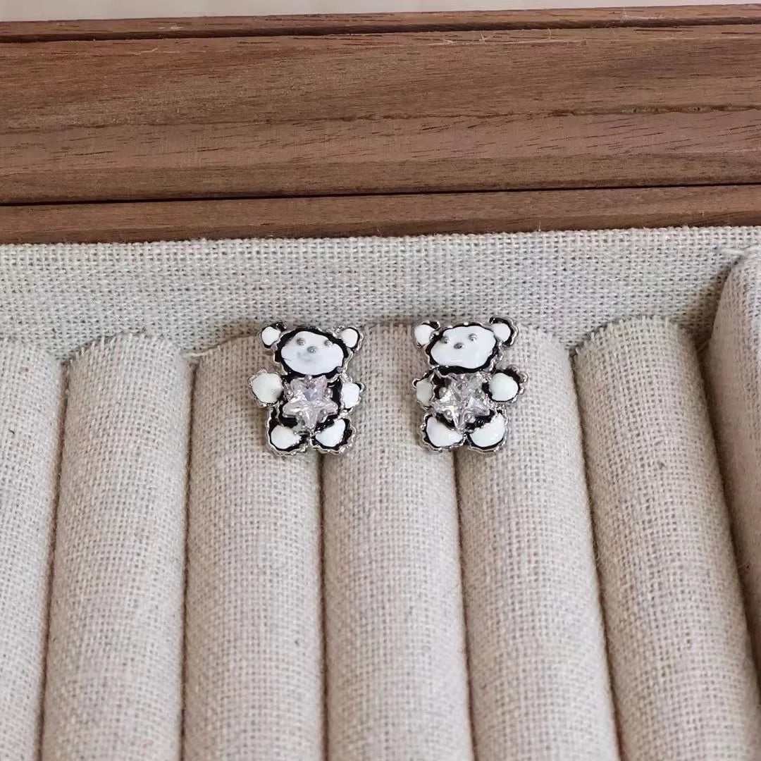 Luxury Fashion Butterfly Rhinestone Glitter Stud Earrings for Girls Animals Bear Dainty Jewelry for Women Ladies Accessories