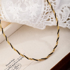Fashion Copper Simple Minimalistic Necklaces for Girls Classic Jewelry for Women Ladies Wholesale China Manufacturer Bulk