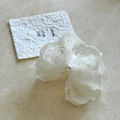 Women Solid Colored White Fabric Hair Claw Clips Fashion Elegant Lightweight Customized Wholesale Stock Hairpins Accessories