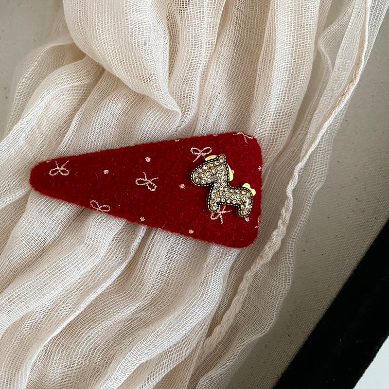 Fashion Sweet Trendy New Year Horse Chinese Hair Clips for Girls Glitter Elegant Snap Clips for Women Ladies Hair Accessories