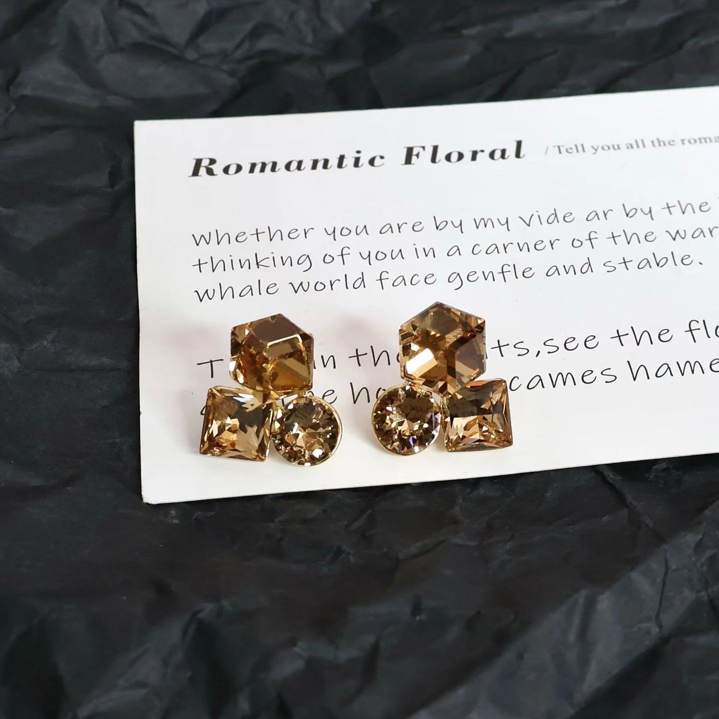 Trendy Stylish Rhinestone Stud Earrings for Girls Luxury Minimalist Jewellry for Women Ladies Accessories Chinese Supplier
